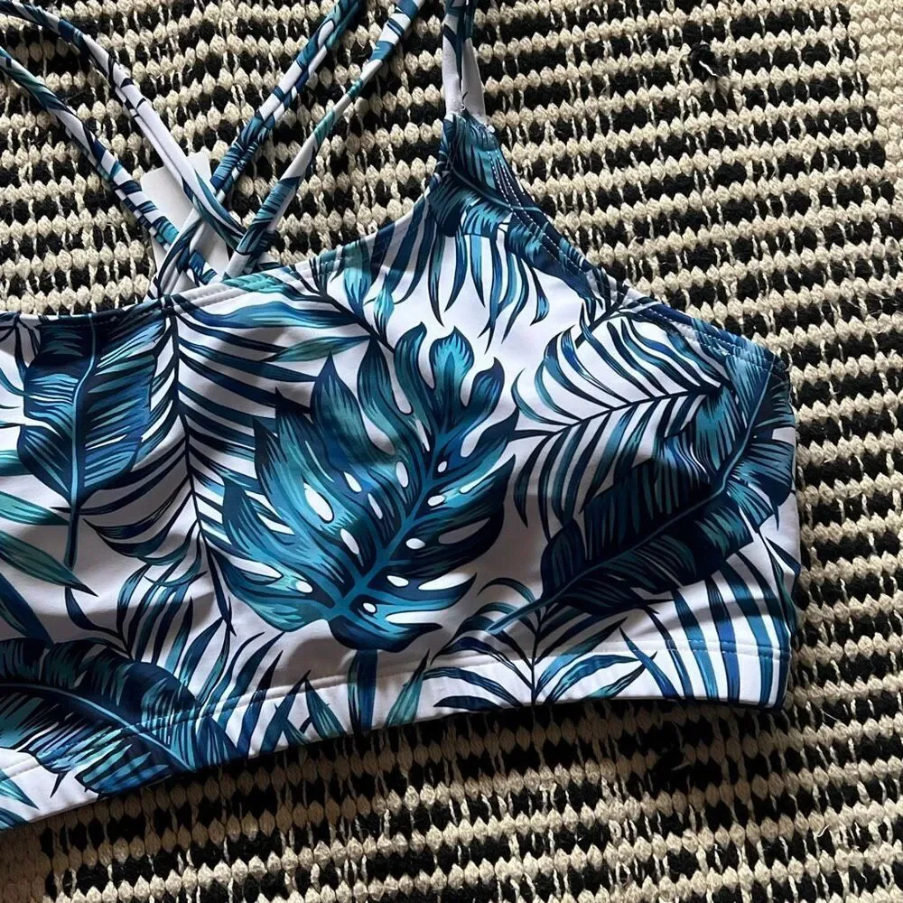 Holipick Size large blue and white Crossback swimsuit top Bikini Nwt